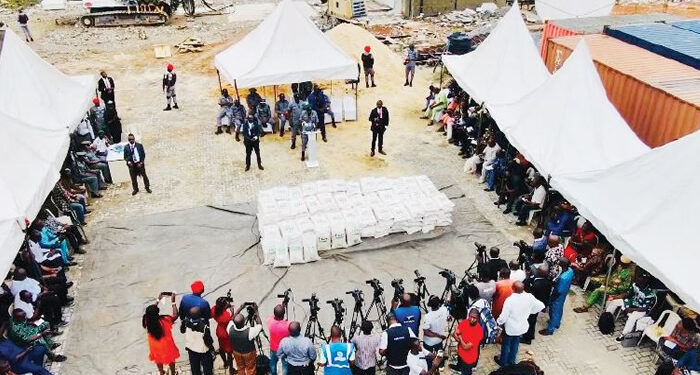 Customs suspend sales of foodstuffs over Lagos stampede