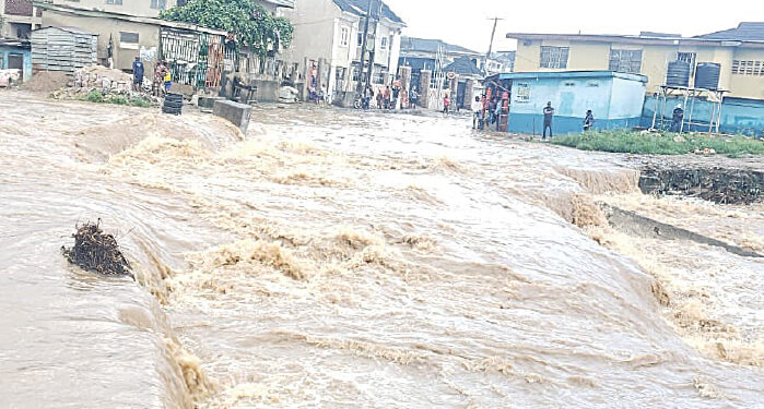 Residents stranded as flood washes away Oyo bridge