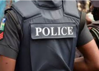 Trigger-happy policeman kills corps member, injures LAUTECH graduate in Oyo