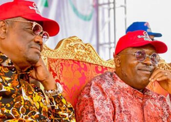 Wike, Fubara feud splits PDP, 60 Reps demand chairman’s resignation