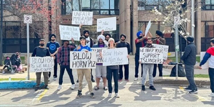 “Mass Protests Erupt Across Canada as 70,000 International Students Face Deportation”