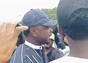 Protesters Drown Out Youth Minister at Eagles Square During #EndBadGovernanceInNigeria Rally