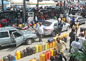 NNPCL May Halt Petrol Imports as Depot Prices Near N1,000/Litre Amidst National Protests