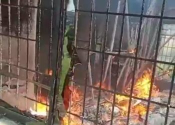 Protests and Explosions Erupt in Rivers State as Fubara’s Local Government Chairmen Resume Office