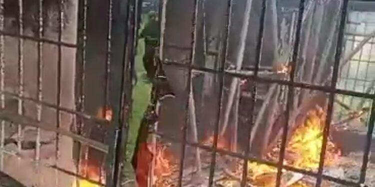 Protests and Explosions Erupt in Rivers State as Fubara’s Local Government Chairmen Resume Office