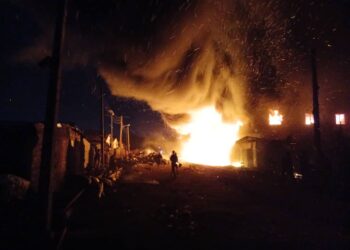 Hoodlums Loot Shops as Fire Devastates Ibadan Spare Parts Market