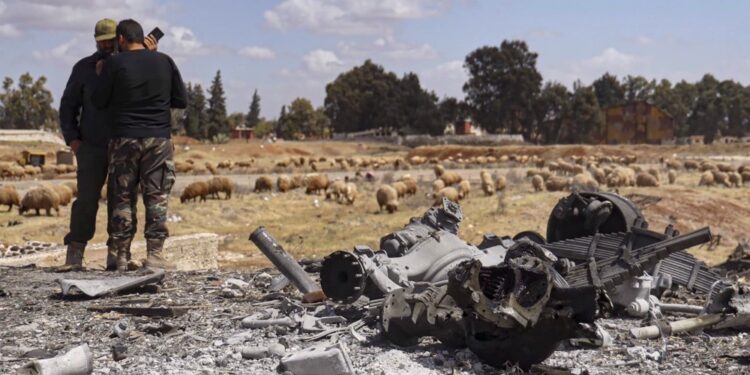 Syria condemns Israeli attack killing 6 soldiers near Damascus