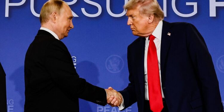 Trump pursues peace deal after leaving Alaska without ceasefire pact