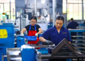 China’s Economic Slowdown Deepens, Official Data Show